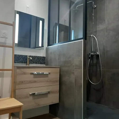 Grand T2 Au Coeur De Biarritz, Proche Plages Et Halles - Fr-1-239-581 Apartment
